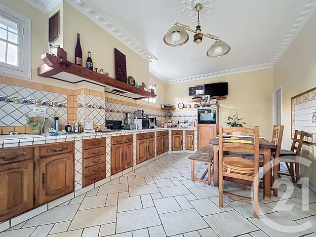 maison à vendre - 8 pièces - 228.33 m2 - MONTFERMEIL - 93 - ILE-DE-FRANCE - Century 21 Coeur De Ville