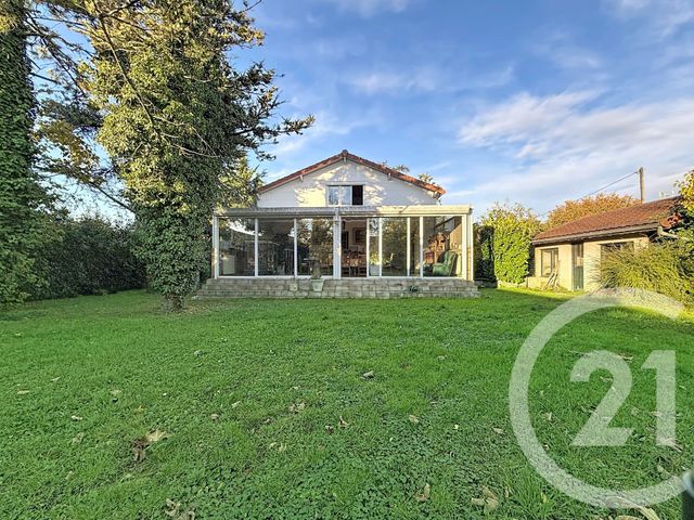 maison à vendre - 8 pièces - 228.33 m2 - MONTFERMEIL - 93 - ILE-DE-FRANCE - Century 21 Coeur De Ville