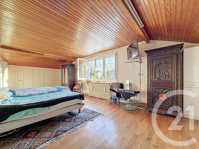 maison à vendre - 8 pièces - 228.33 m2 - MONTFERMEIL - 93 - ILE-DE-FRANCE - Century 21 Coeur De Ville