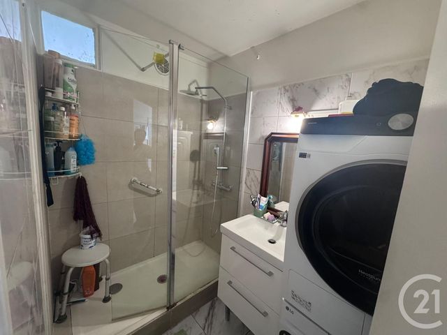 Appartement F3 à vendre - 3 pièces - 75.92 m2 - CLICHY SOUS BOIS - 93 - ILE-DE-FRANCE - Century 21 Coeur De Ville
