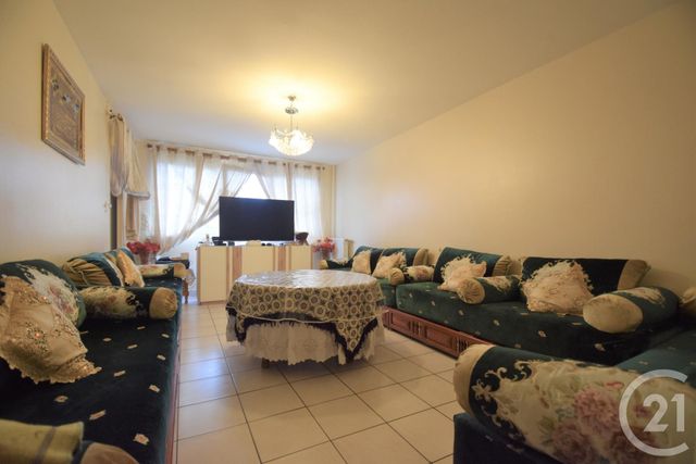 Appartement F3 à vendre - 3 pièces - 75.92 m2 - CLICHY SOUS BOIS - 93 - ILE-DE-FRANCE - Century 21 Coeur De Ville