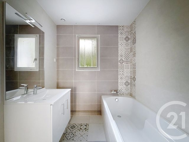 maison à vendre - 7 pièces - 147.81 m2 - MONTFERMEIL - 93 - ILE-DE-FRANCE - Century 21 Coeur De Ville