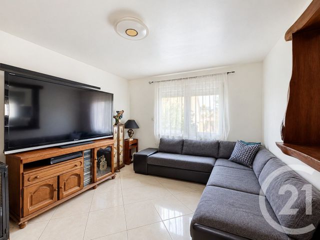 maison à vendre - 8 pièces - 154.88 m2 - MONTFERMEIL - 93 - ILE-DE-FRANCE - Century 21 Coeur De Ville