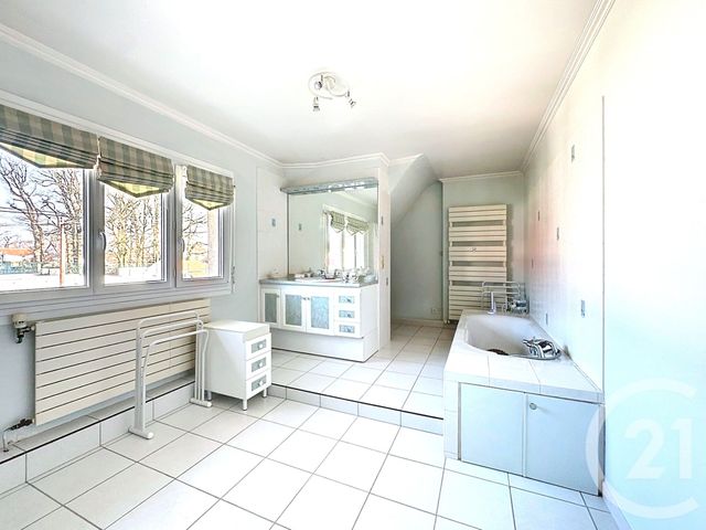 maison à vendre - 6 pièces - 145.47 m2 - MONTFERMEIL - 93 - ILE-DE-FRANCE - Century 21 Coeur De Ville