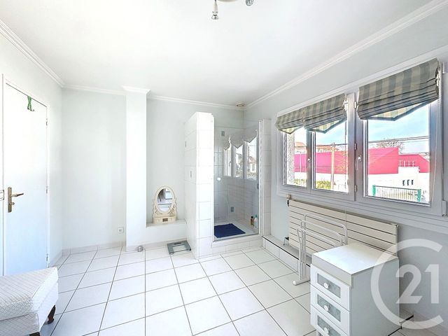 maison à vendre - 6 pièces - 145.47 m2 - MONTFERMEIL - 93 - ILE-DE-FRANCE - Century 21 Coeur De Ville