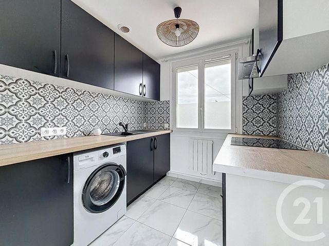 maison à vendre - 6 pièces - 130.0 m2 - MONTFERMEIL - 93 - ILE-DE-FRANCE - Century 21 Coeur De Ville