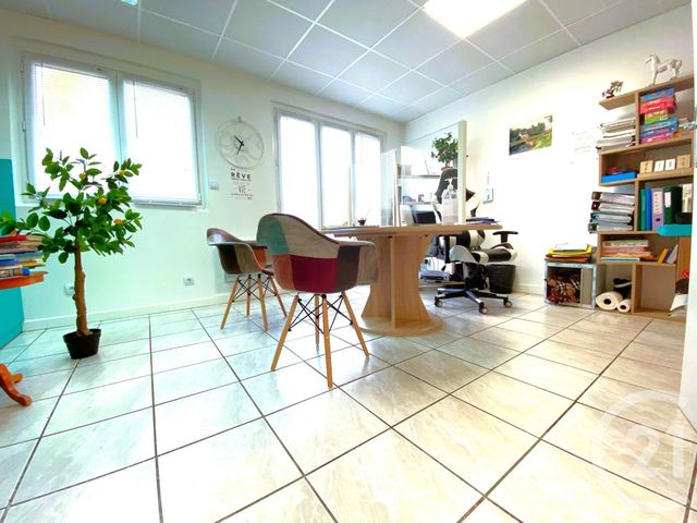 Appartement F2 à vendre - 2 pièces - 42.0 m2 - MONTFERMEIL - 93 - ILE-DE-FRANCE - Century 21 Coeur De Ville