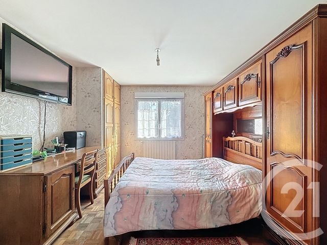 maison à vendre - 7 pièces - 127.26 m2 - MONTFERMEIL - 93 - ILE-DE-FRANCE - Century 21 Coeur De Ville