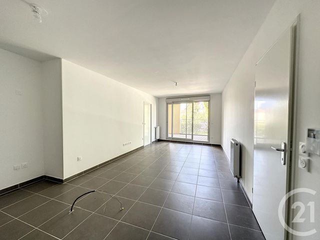Appartement F3 à vendre - 3 pièces - 64.12 m2 - MONTFERMEIL - 93 - ILE-DE-FRANCE - Century 21 Coeur De Ville