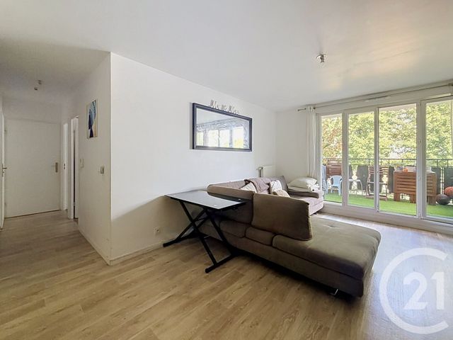 Appartement F3 à vendre - 3 pièces - 50.0 m2 - MONTFERMEIL - 93 - ILE-DE-FRANCE - Century 21 Coeur De Ville