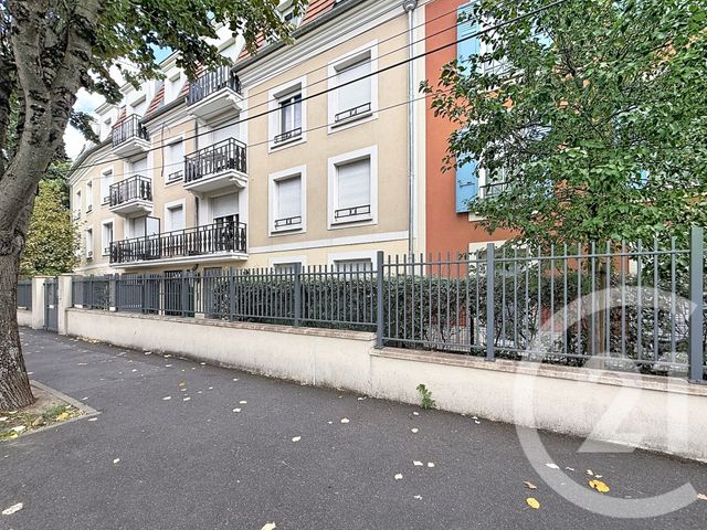Appartement F3 à vendre - 3 pièces - 50.0 m2 - MONTFERMEIL - 93 - ILE-DE-FRANCE - Century 21 Coeur De Ville