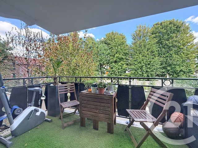 Appartement F3 à vendre - 3 pièces - 50.0 m2 - MONTFERMEIL - 93 - ILE-DE-FRANCE - Century 21 Coeur De Ville