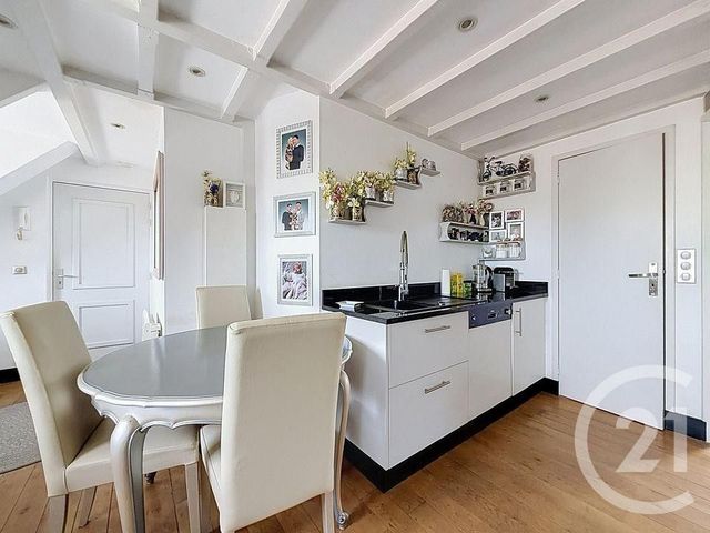 Appartement F2 à vendre - 2 pièces - 45.3 m2 - MONTFERMEIL - 93 - ILE-DE-FRANCE - Century 21 Coeur De Ville