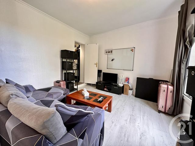Appartement F2 à vendre - 2 pièces - 33.95 m2 - MONTFERMEIL - 93 - ILE-DE-FRANCE - Century 21 Coeur De Ville