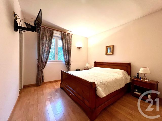 maison à vendre - 9 pièces - 360.0 m2 - MONTFERMEIL - 93 - ILE-DE-FRANCE - Century 21 Coeur De Ville