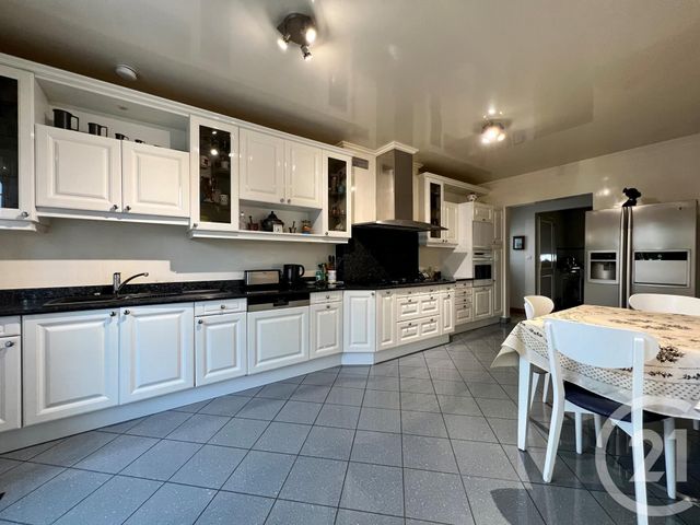 maison à vendre - 9 pièces - 360.0 m2 - MONTFERMEIL - 93 - ILE-DE-FRANCE - Century 21 Coeur De Ville