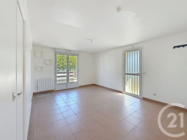 Appartement F3 à vendre - 3 pièces - 50.0 m2 - MONTFERMEIL - 93 - ILE-DE-FRANCE - Century 21 Coeur De Ville