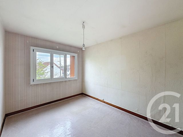 maison à vendre - 6 pièces - 130.0 m2 - MONTFERMEIL - 93 - ILE-DE-FRANCE - Century 21 Coeur De Ville