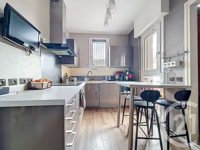 maison à vendre - 5 pièces - 87.8 m2 - CLICHY SOUS BOIS - 93 - ILE-DE-FRANCE - Century 21 Coeur De Ville