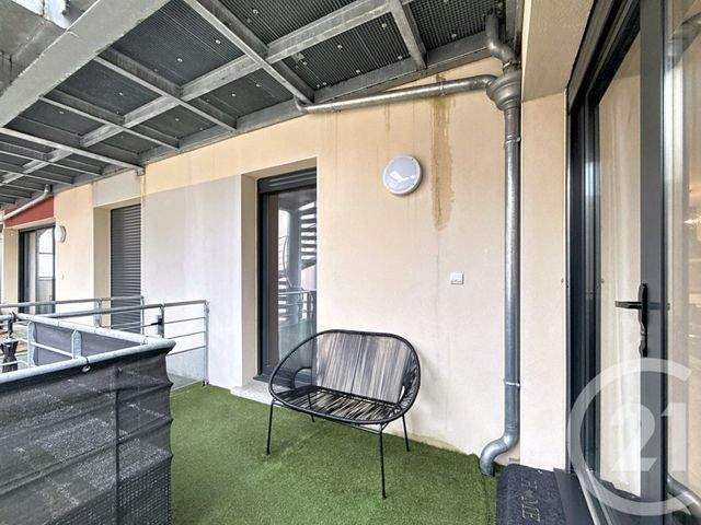 Appartement F2 à vendre - 2 pièces - 50.9 m2 - MONTFERMEIL - 93 - ILE-DE-FRANCE - Century 21 Coeur De Ville
