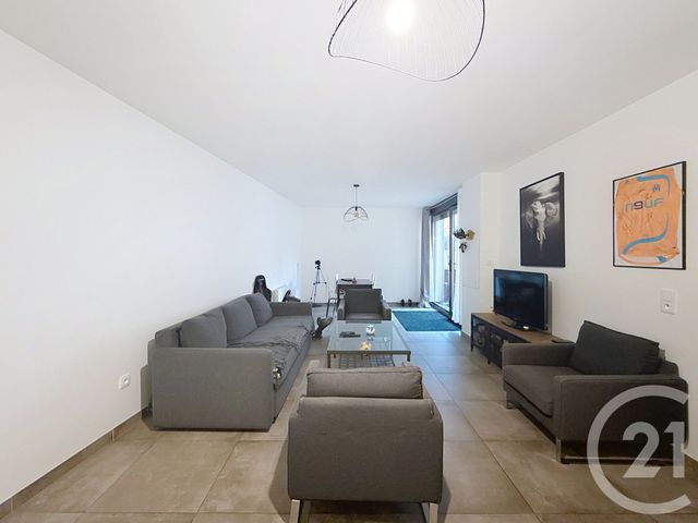 Appartement F2 à vendre - 2 pièces - 50.9 m2 - MONTFERMEIL - 93 - ILE-DE-FRANCE - Century 21 Coeur De Ville