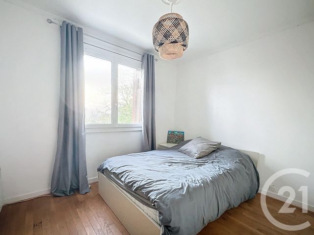 maison à vendre - 7 pièces - 126.04 m2 - MONTFERMEIL - 93 - ILE-DE-FRANCE - Century 21 Coeur De Ville