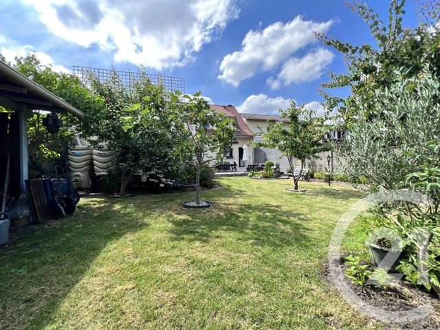 maison à vendre - 7 pièces - 214.0 m2 - MONTFERMEIL - 93 - ILE-DE-FRANCE - Century 21 Coeur De Ville