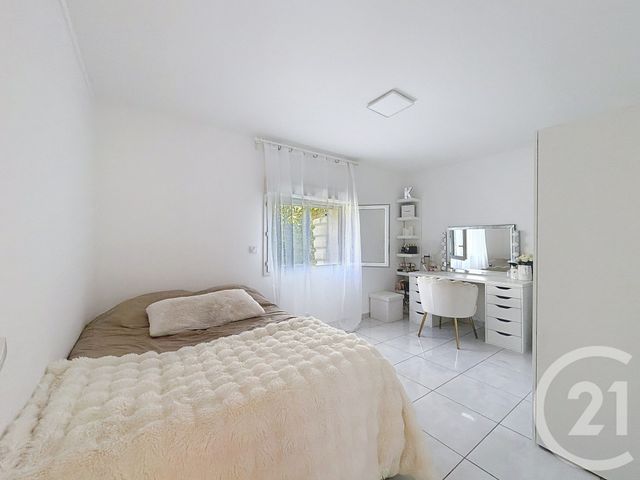 maison à vendre - 7 pièces - 214.0 m2 - MONTFERMEIL - 93 - ILE-DE-FRANCE - Century 21 Coeur De Ville