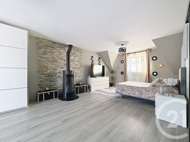 maison à vendre - 7 pièces - 214.0 m2 - MONTFERMEIL - 93 - ILE-DE-FRANCE - Century 21 Coeur De Ville