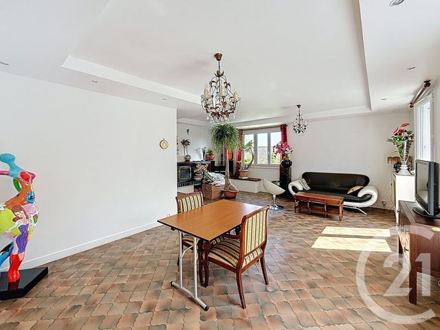 maison à vendre - 6 pièces - 147.28 m2 - MONTFERMEIL - 93 - ILE-DE-FRANCE - Century 21 Coeur De Ville