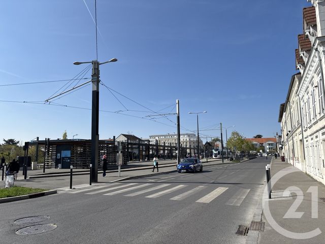 Appartement F1 à vendre - 1 pièce - 27.21 m2 - MONTFERMEIL - 93 - ILE-DE-FRANCE - Century 21 Coeur De Ville