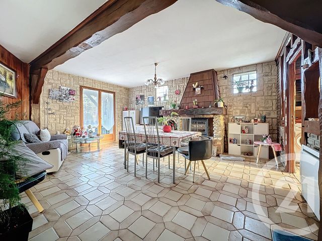 maison à vendre - 10 pièces - 240.57 m2 - MONTFERMEIL - 93 - ILE-DE-FRANCE - Century 21 Coeur De Ville