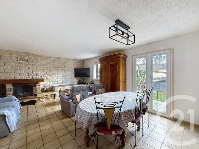 maison à vendre - 5 pièces - 64.77 m2 - MONTFERMEIL - 93 - ILE-DE-FRANCE - Century 21 Coeur De Ville