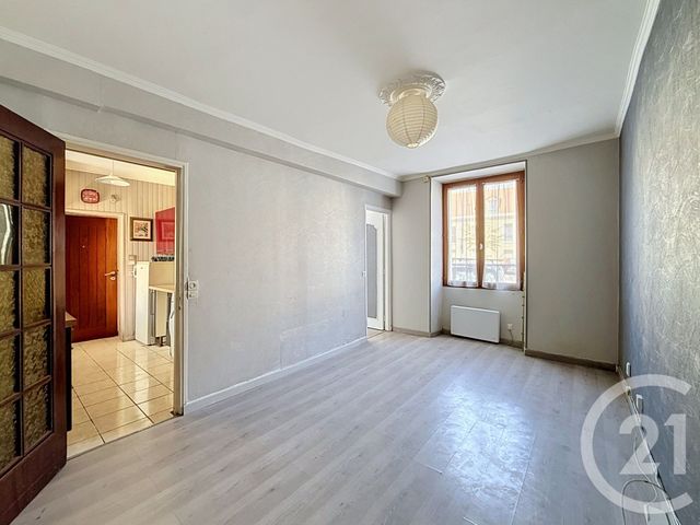 Appartement F3 à vendre - 3 pièces - 40.27 m2 - MONTFERMEIL - 93 - ILE-DE-FRANCE - Century 21 Coeur De Ville