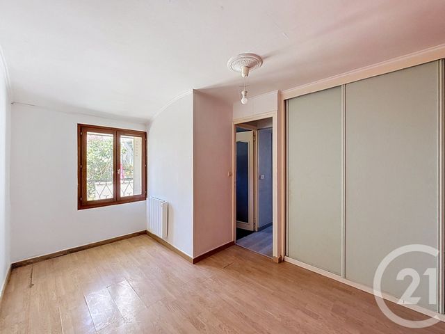 Appartement F3 à vendre - 3 pièces - 40.27 m2 - MONTFERMEIL - 93 - ILE-DE-FRANCE - Century 21 Coeur De Ville