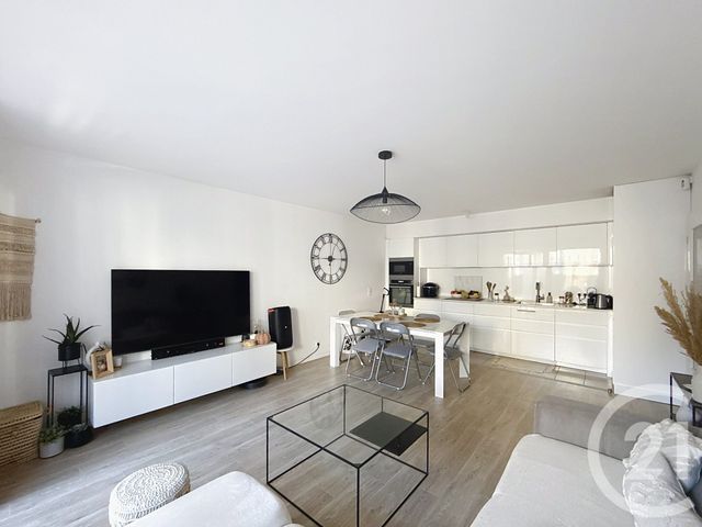 Afficher la photo en grand Appartement F3 à vendre - 3 pièces - 63.64 m2 - GAGNY - 93 - ILE-DE-FRANCE - Century 21 Coeur De Ville