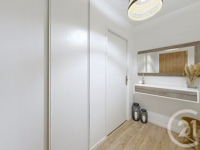 Afficher la photo en grand Appartement F3 à vendre - 3 pièces - 63.64 m2 - GAGNY - 93 - ILE-DE-FRANCE - Century 21 Coeur De Ville