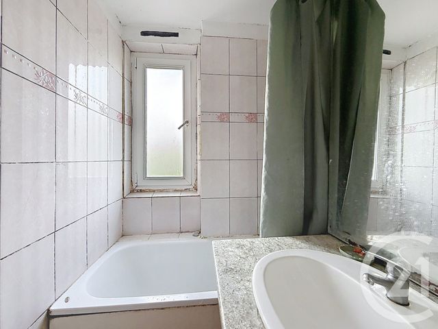 Appartement F4 à vendre - 4 pièces - 68.04 m2 - CLICHY SOUS BOIS - 93 - ILE-DE-FRANCE - Century 21 Coeur De Ville