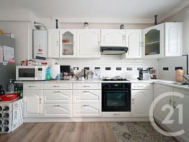 Appartement F2 à vendre - 2 pièces - 40.02 m2 - MONTFERMEIL - 93 - ILE-DE-FRANCE - Century 21 Coeur De Ville