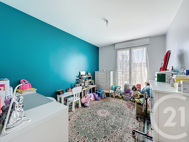 Appartement F4 à vendre - 4 pièces - 72.42 m2 - MONTFERMEIL - 93 - ILE-DE-FRANCE - Century 21 Coeur De Ville