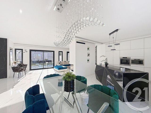 maison à vendre - 7 pièces - 147.47 m2 - MONTFERMEIL - 93 - ILE-DE-FRANCE - Century 21 Coeur De Ville