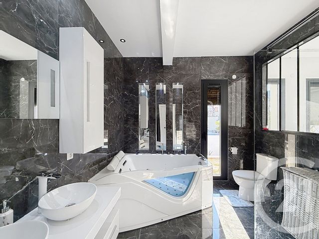 maison à vendre - 7 pièces - 147.47 m2 - MONTFERMEIL - 93 - ILE-DE-FRANCE - Century 21 Coeur De Ville