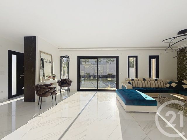 maison à vendre - 7 pièces - 147.47 m2 - MONTFERMEIL - 93 - ILE-DE-FRANCE - Century 21 Coeur De Ville