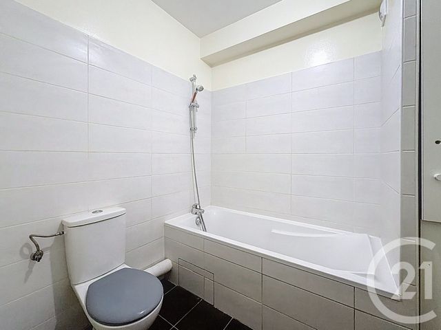 Appartement F2 à vendre - 2 pièces - 35.24 m2 - MONTFERMEIL - 93 - ILE-DE-FRANCE - Century 21 Coeur De Ville