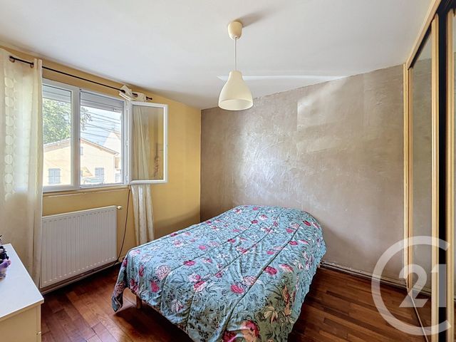 maison à vendre - 7 pièces - 145.54 m2 - CHELLES - 77 - ILE-DE-FRANCE - Century 21 Coeur De Ville