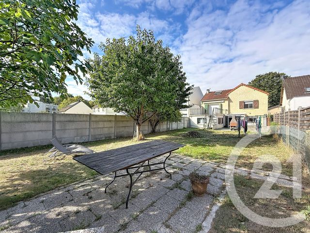 maison à vendre - 7 pièces - 145.54 m2 - CHELLES - 77 - ILE-DE-FRANCE - Century 21 Coeur De Ville