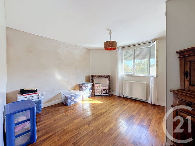 maison à vendre - 7 pièces - 145.54 m2 - CHELLES - 77 - ILE-DE-FRANCE - Century 21 Coeur De Ville