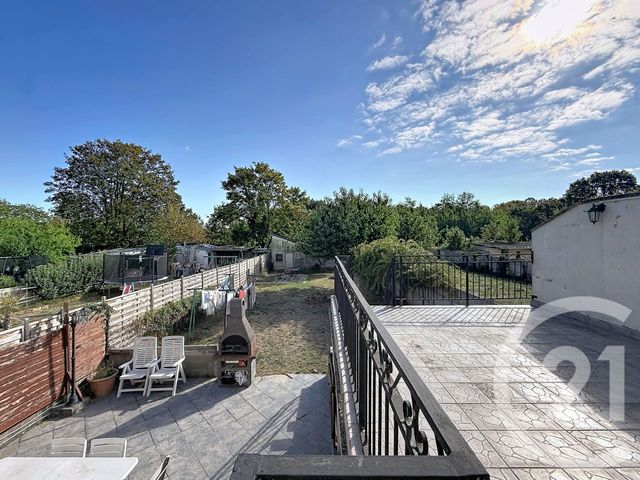maison à vendre - 7 pièces - 145.54 m2 - CHELLES - 77 - ILE-DE-FRANCE - Century 21 Coeur De Ville