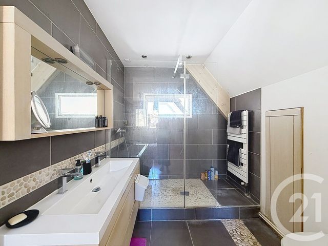 maison à vendre - 6 pièces - 127.17 m2 - MONTFERMEIL - 93 - ILE-DE-FRANCE - Century 21 Coeur De Ville