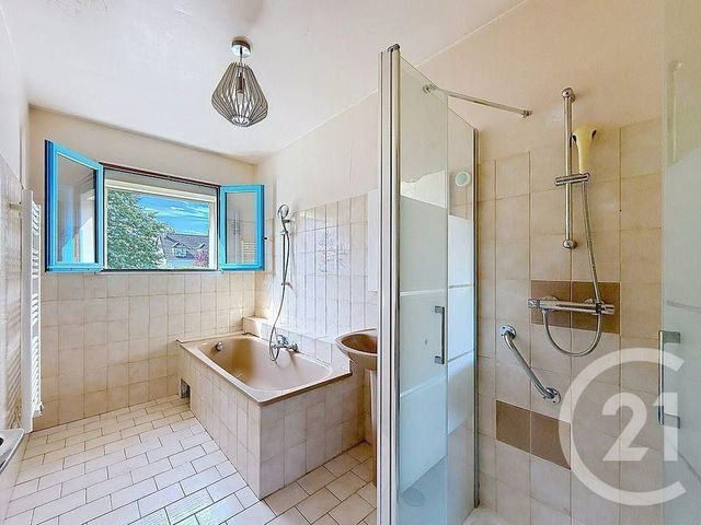 maison à vendre - 5 pièces - 111.0 m2 - MONTFERMEIL - 93 - ILE-DE-FRANCE - Century 21 Coeur De Ville